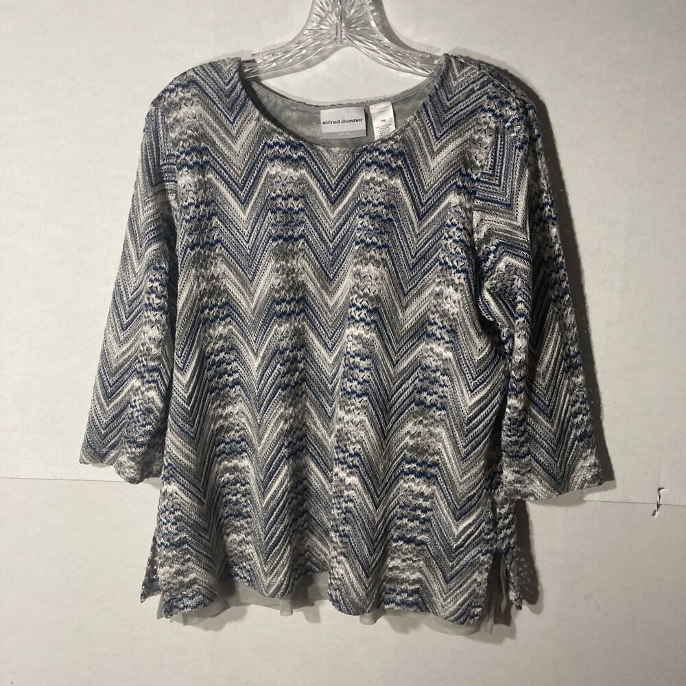 ALFRED DUNNER blue gray chevron zig zag round neck 3/4 sleeve knit top PM